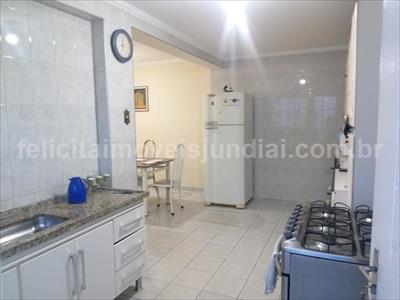 Casa à venda com 2 quartos, 285m² - Foto 2