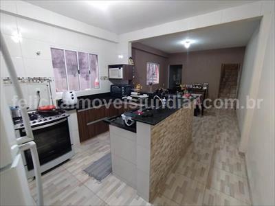 Casa à venda com 4 quartos, 156m² - Foto 2