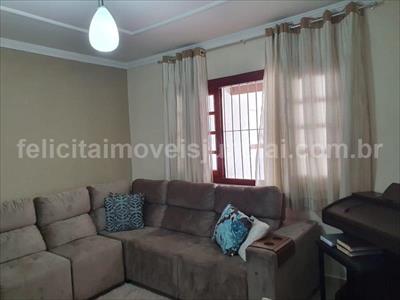 Casa à venda com 3 quartos, 213m² - Foto 2