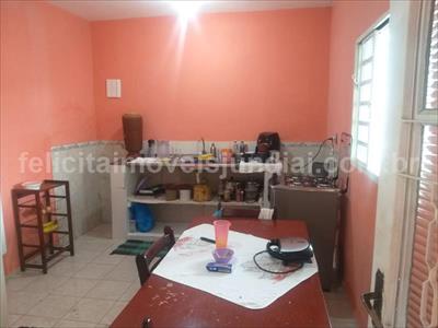 Casa à venda com 2 quartos, 220m² - Foto 4