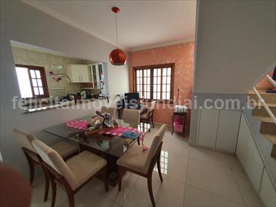 Casa à venda com 2 quartos, 180m² - Foto 2