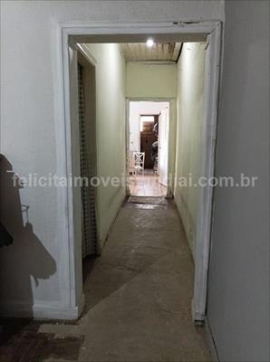 Casa à venda com 2 quartos, 202m² - Foto 2