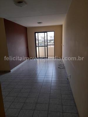 Apartamento à venda com 3 quartos, 96m² - Foto 1