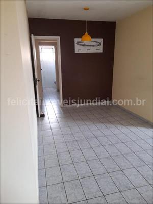 Apartamento à venda com 3 quartos, 96m² - Foto 2