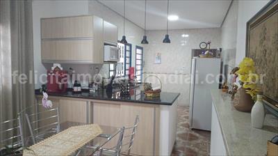 Casa à venda com 3 quartos, 159m² - Foto 3